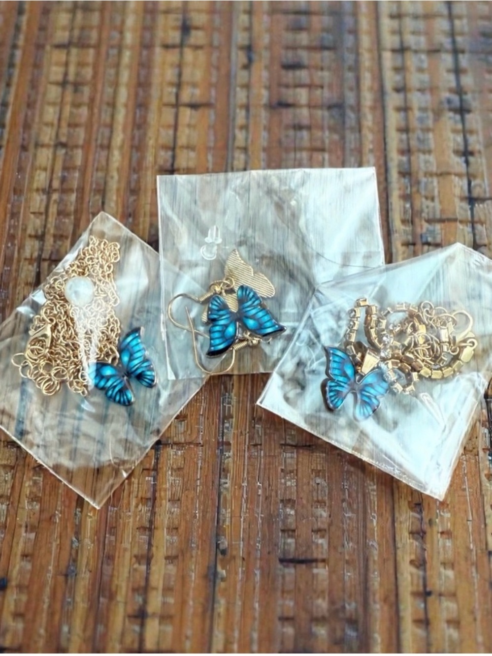🫶🏻 Gold Butterfly Pendant Necklace, Earrings & Bracelet